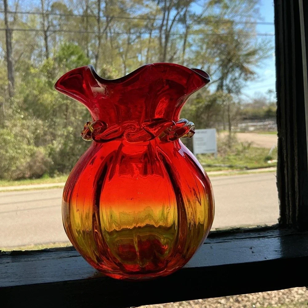 Vintage Hand blown‎ Amberina Glass Ruffled 6